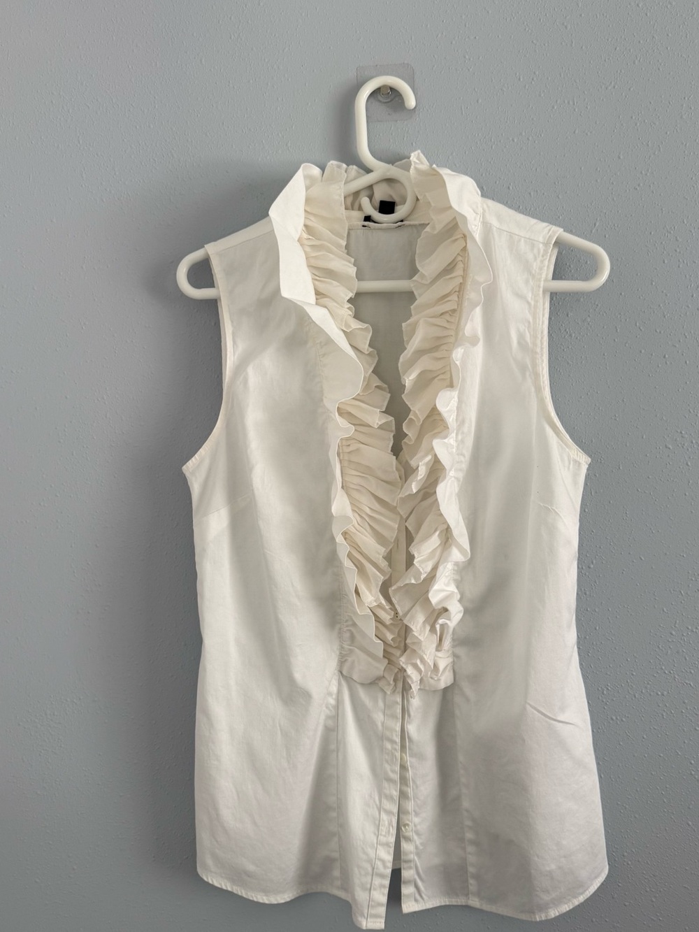 Ann Taylor White Sleeveless Ruffle-Front Blouse